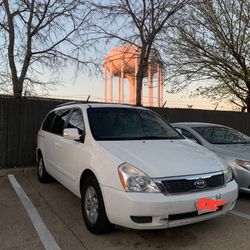 2012 KIA Sedona