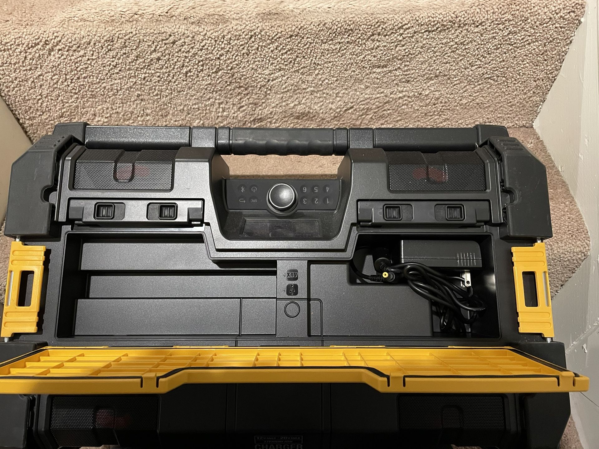 DeWalt Tough System Music + Charger Tools & Machinery