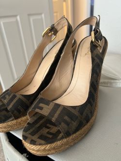 Designer shoes Fendi size 7