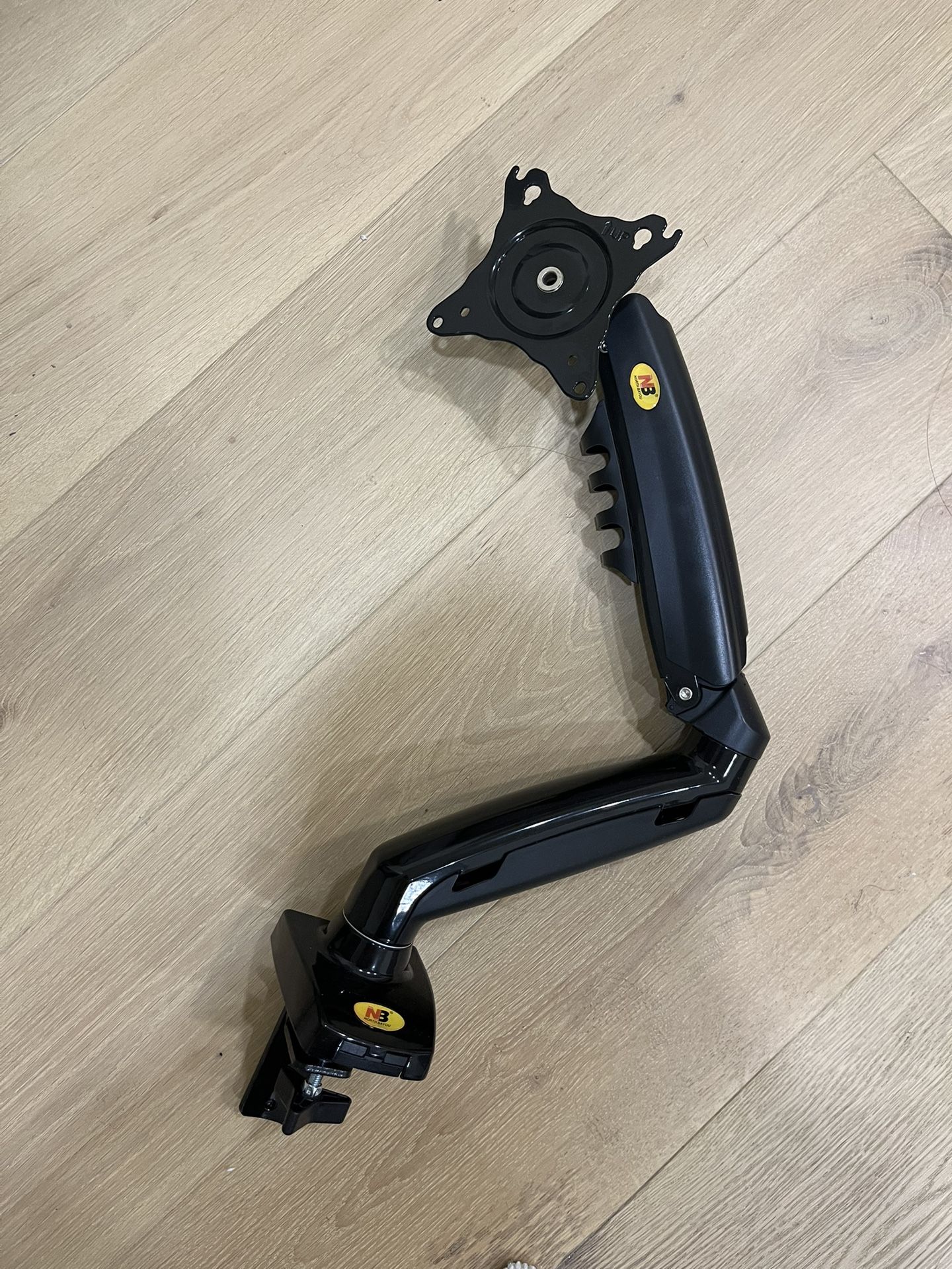 Monitor Arm