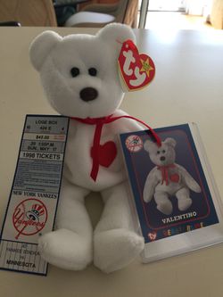 Vintage, Extremely Rare NY Yankees David Wells Perfect Pitch Valentino Bear with Full Ticket and multiple printing errors.