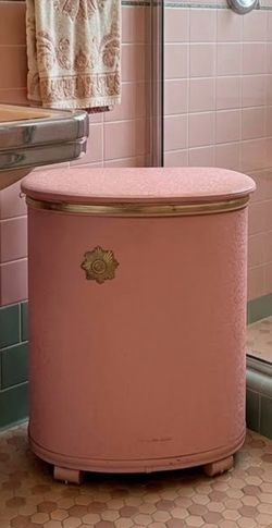 MCM 50s pink hamper