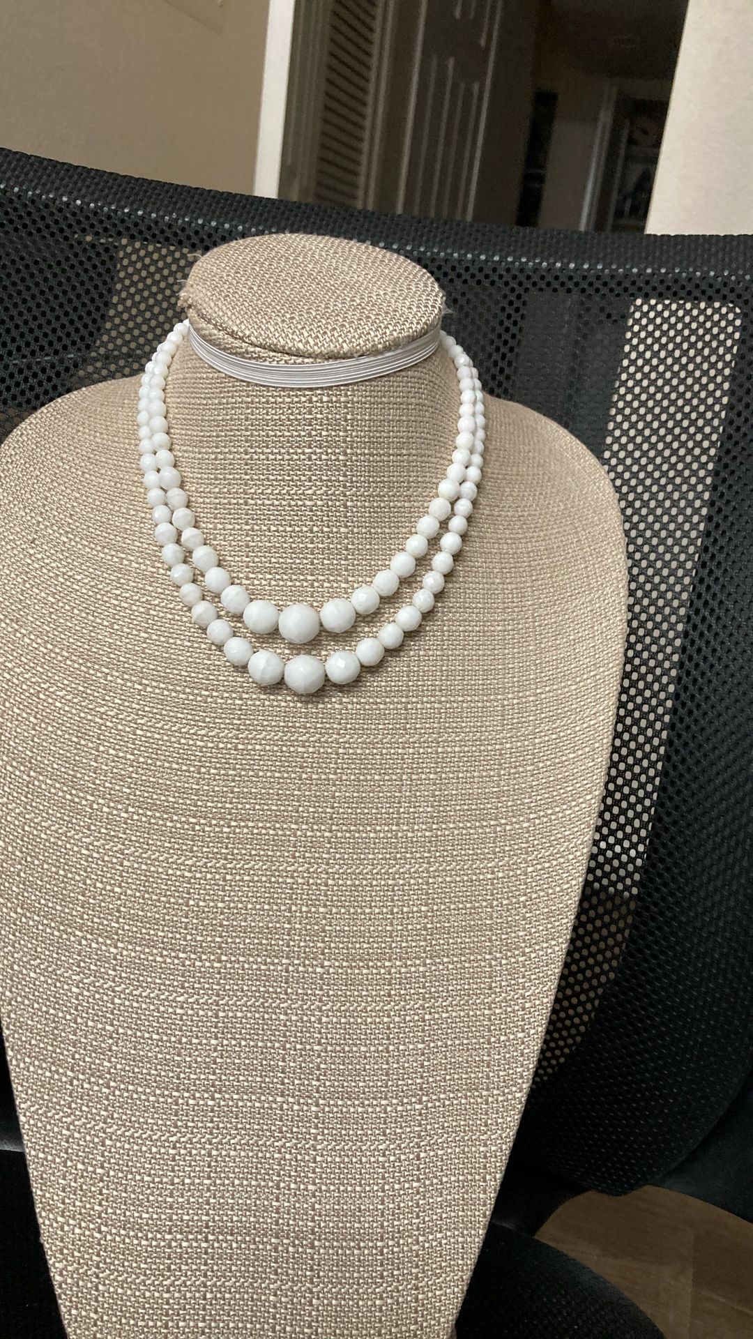 Vintage White Agate Necklace