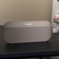 Bluetooth Bose Speaker