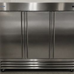 Commercial Refrigerator