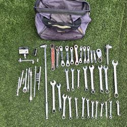 Reatcheting Wrenches Lot Bundle