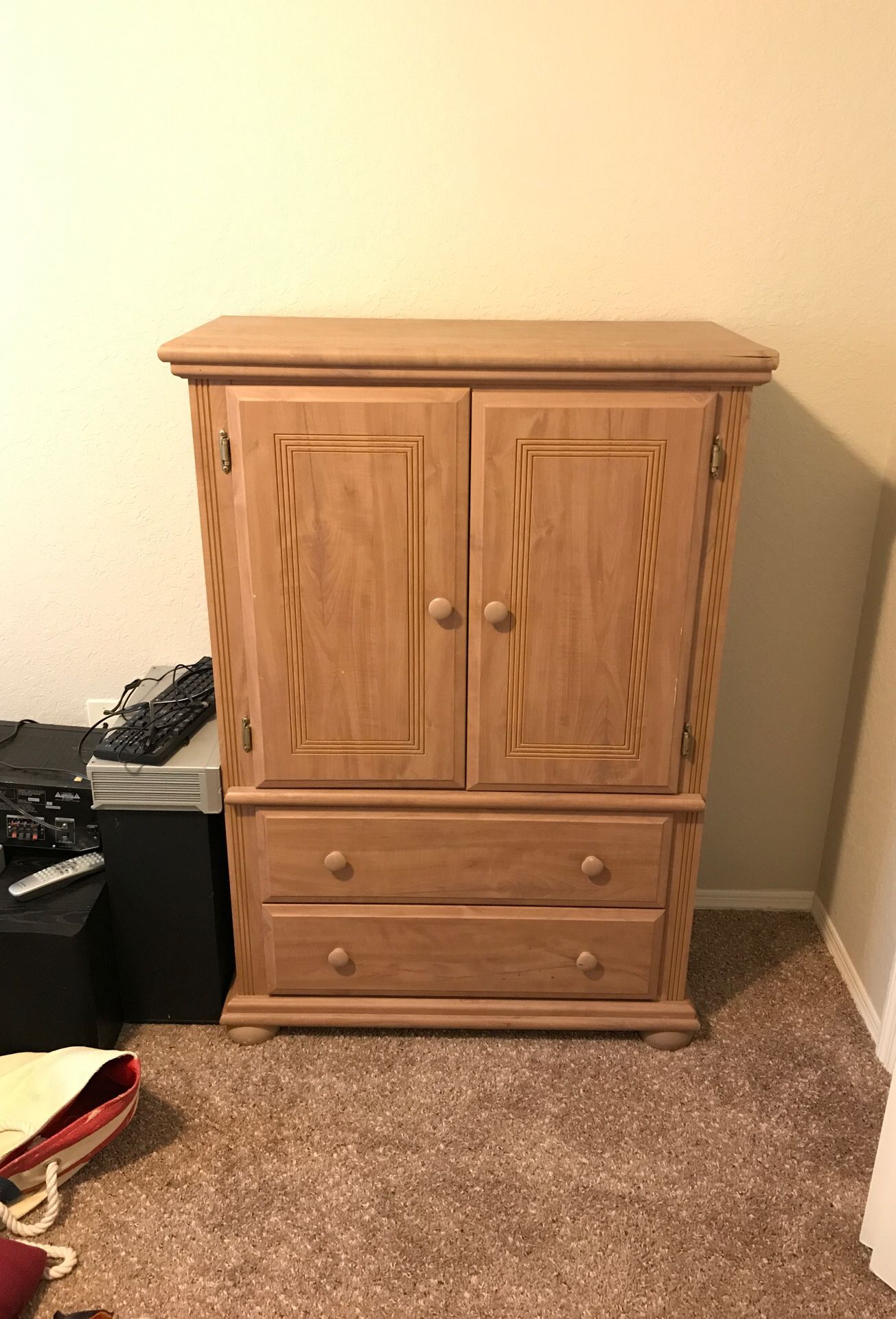 Dresser/Armoire/TV Cabinet with 2 matching bedside cabinets