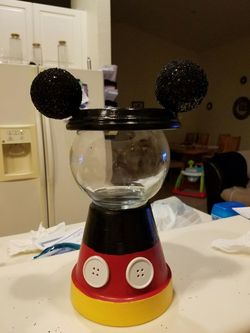 Mickey mouse bubble gum machine