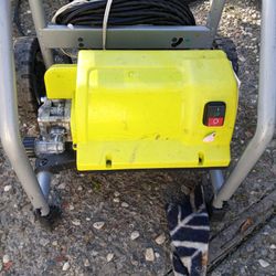 L Quiere Una Retocadita  Echa Agua Pero Quiere Mucho Amor