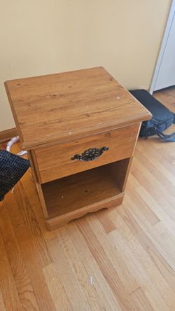 Free nightstands