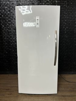 FRIGIDAIRE STANDUP FREEZER w/WARRANTY! R3189A