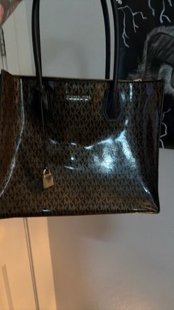 Michael kors women’s tote bag