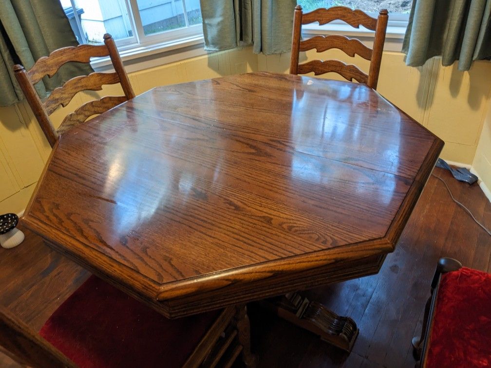 Vintage Ethan Allen Oak Octagonal Dining table + 4 ladder back chairs