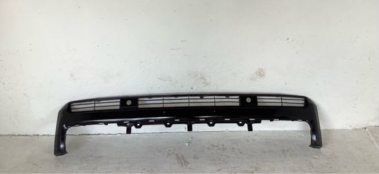 2023-2026 Toyota Sequoia lower grille (8)