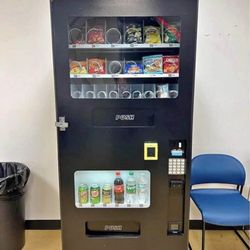 Vending Machine With Card Reader