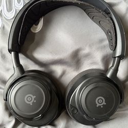 Steel series headset