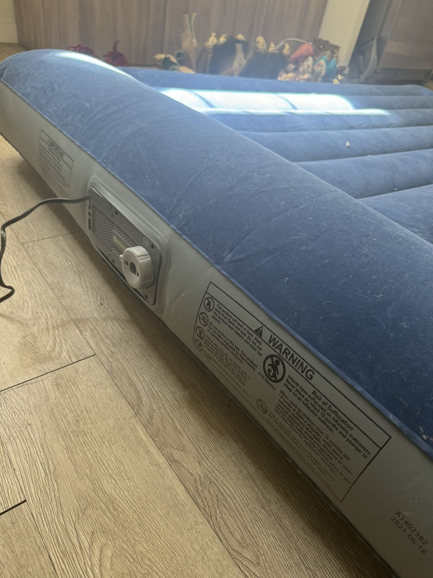 Queen & Full Air Mattress 