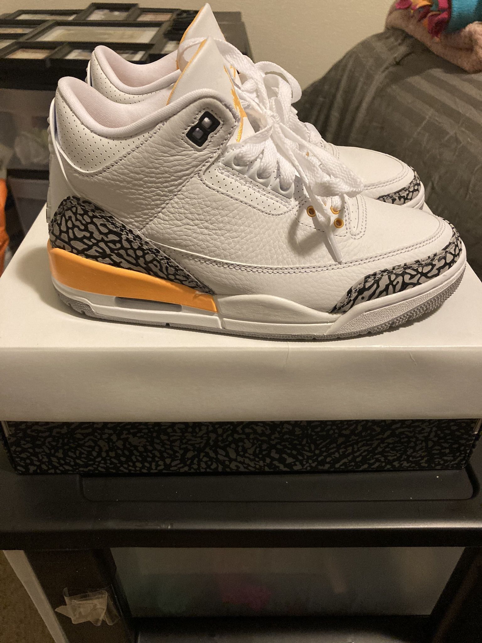 Air Jordan 3 Retro Laser Orange