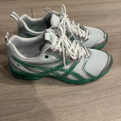 ASICS X Hidden Gel Trainer 