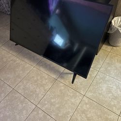 Vizio TV 55 Inch Works Semi Brand New In Great Condition 