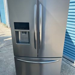 Nevera / Refrigerator Frigidaire 