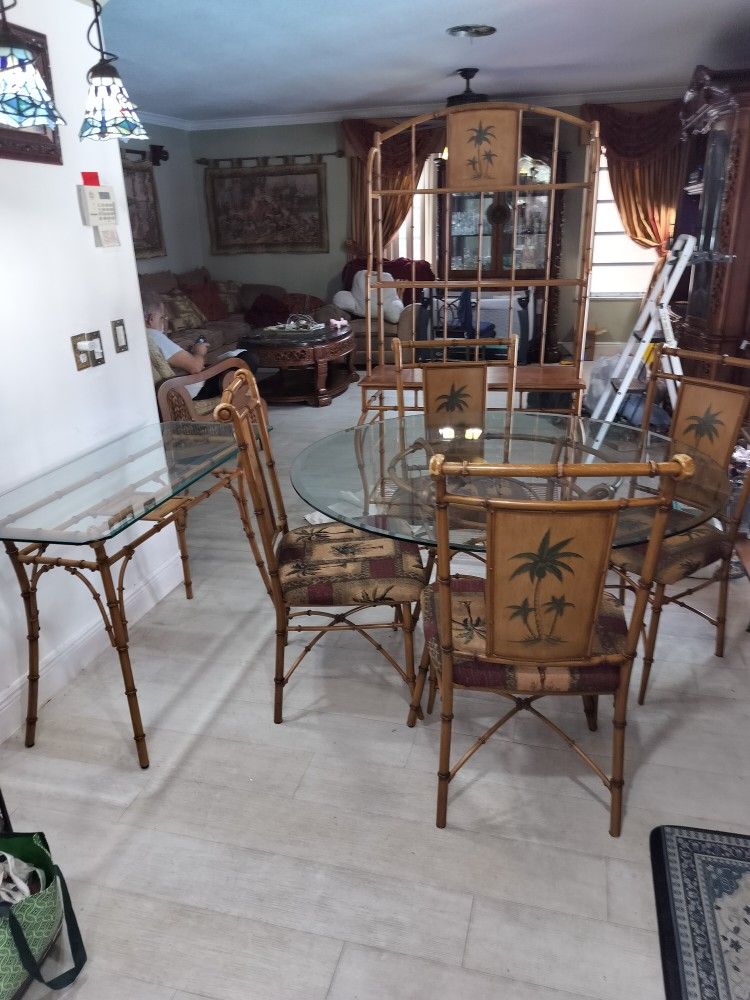 7 PCs Dining Room Set 