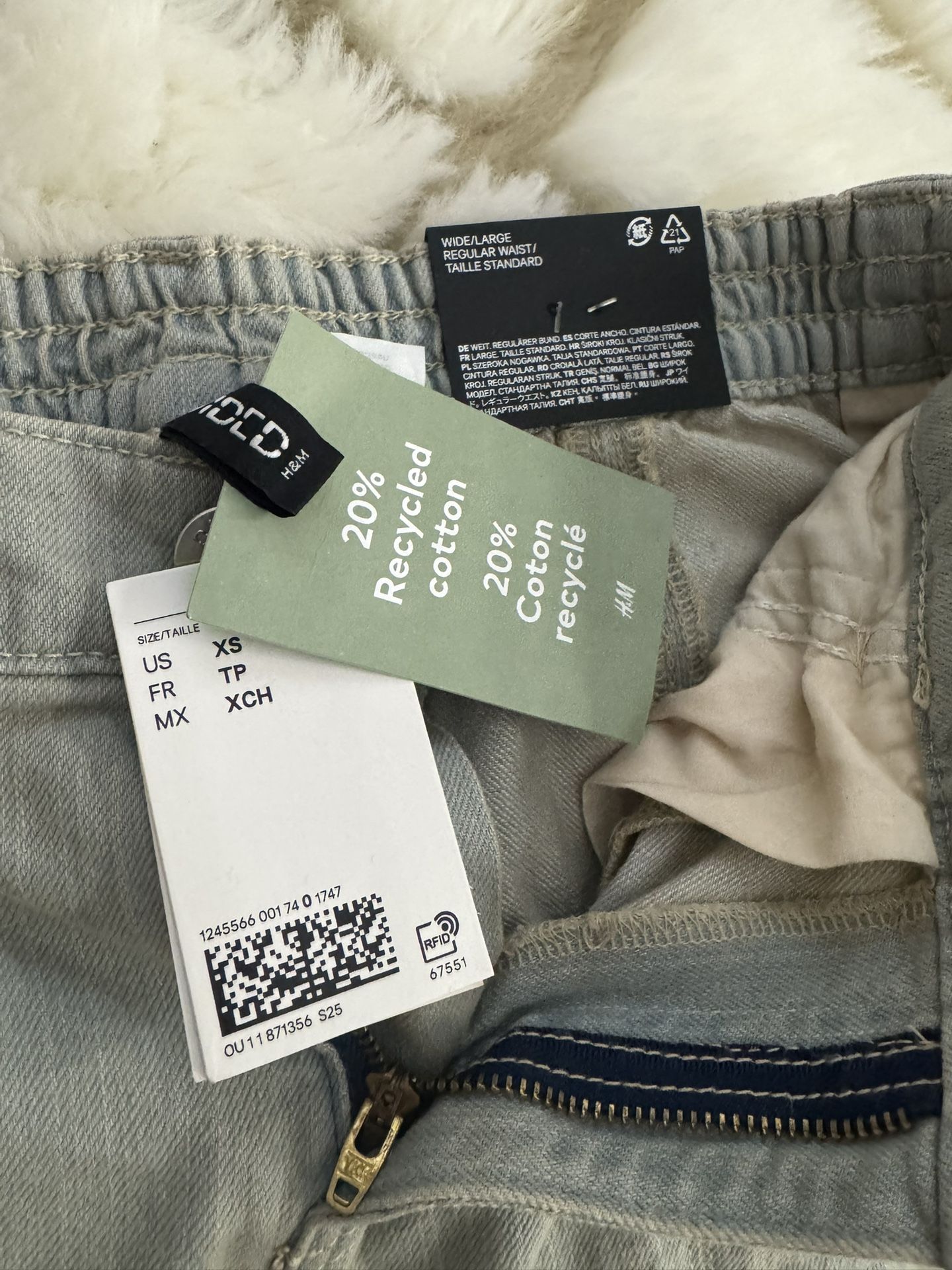 Divided Regular Waist