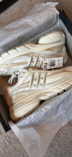 Pharrell Adistar Virginia Jellyfish Size 10