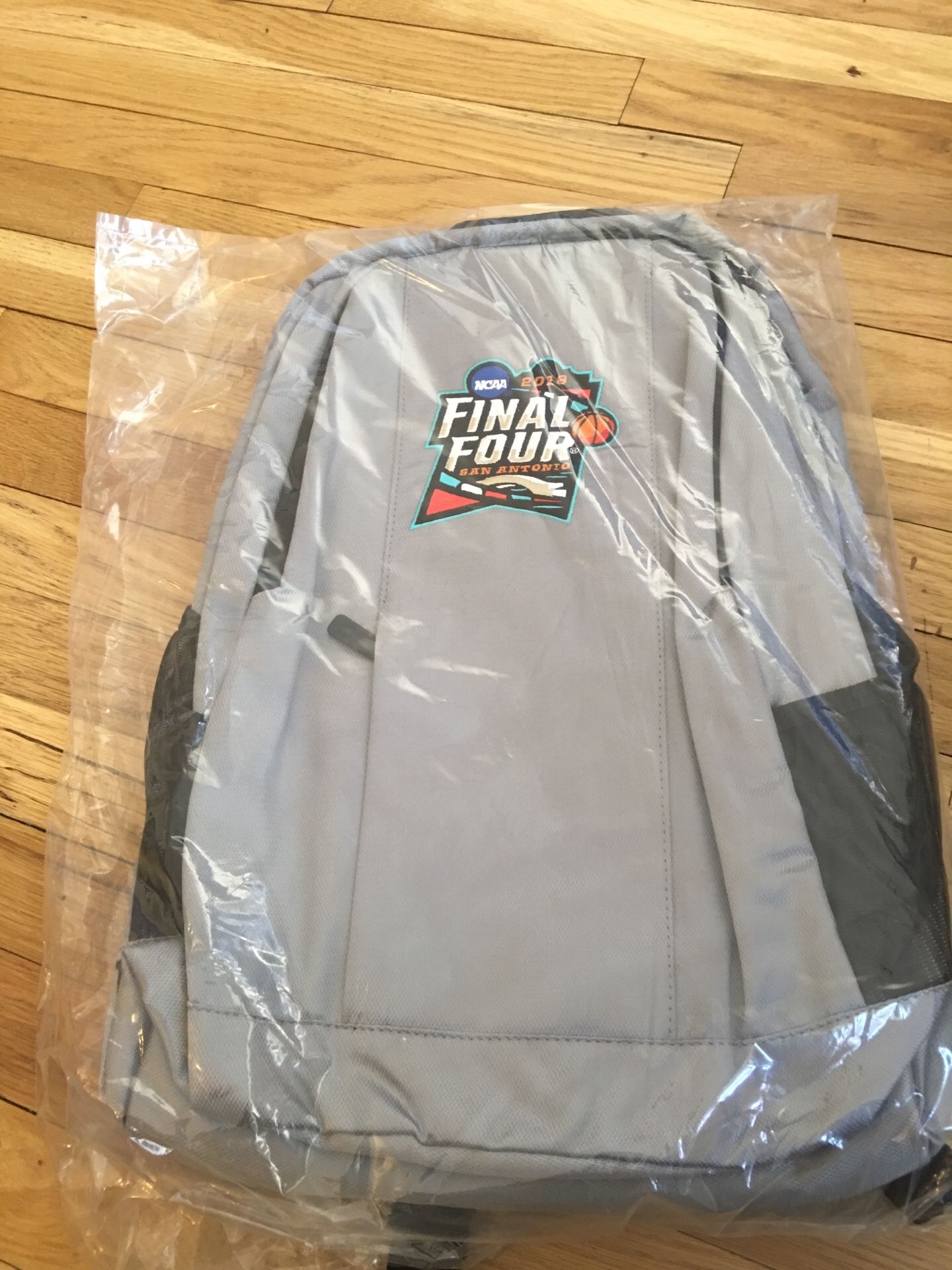 NCAA final four back pack new