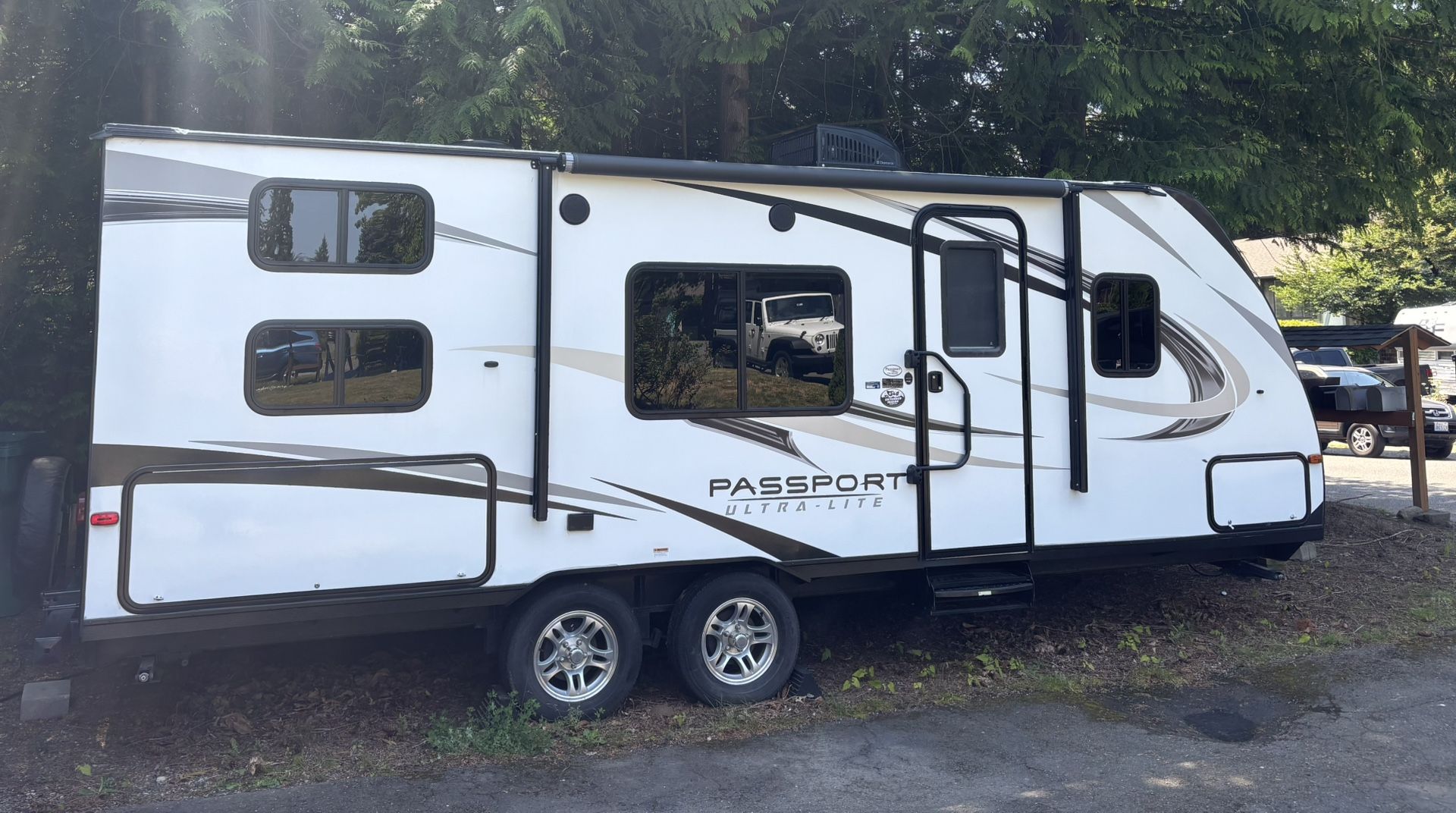 2017 Keystone Passport Ultralite 239 MLWE