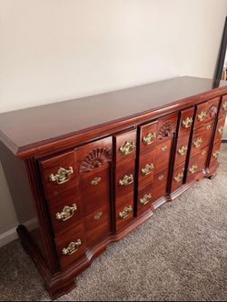 Mahogany King Bedroom Set