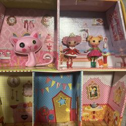 Lalaloopsy dollhouse 