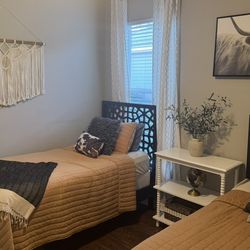 2 Twin Bed frames with mattresses and linens or without