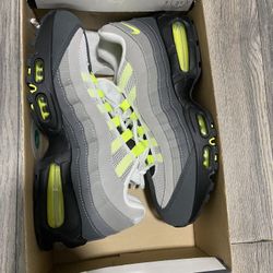 Nike Air Max 95 Neon Black Grey Green Size 8 Men