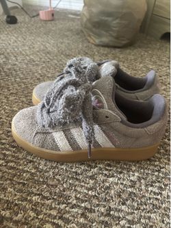 Gray campuses sneakers