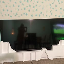 Samsung 75” CLASS AU8000 CRYSTAL UHD SMART TV (2021