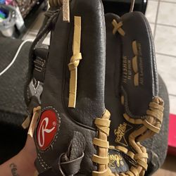 Rawlings Youth Left 11.5 Glove 