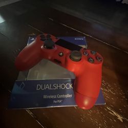 PS4 Controller
