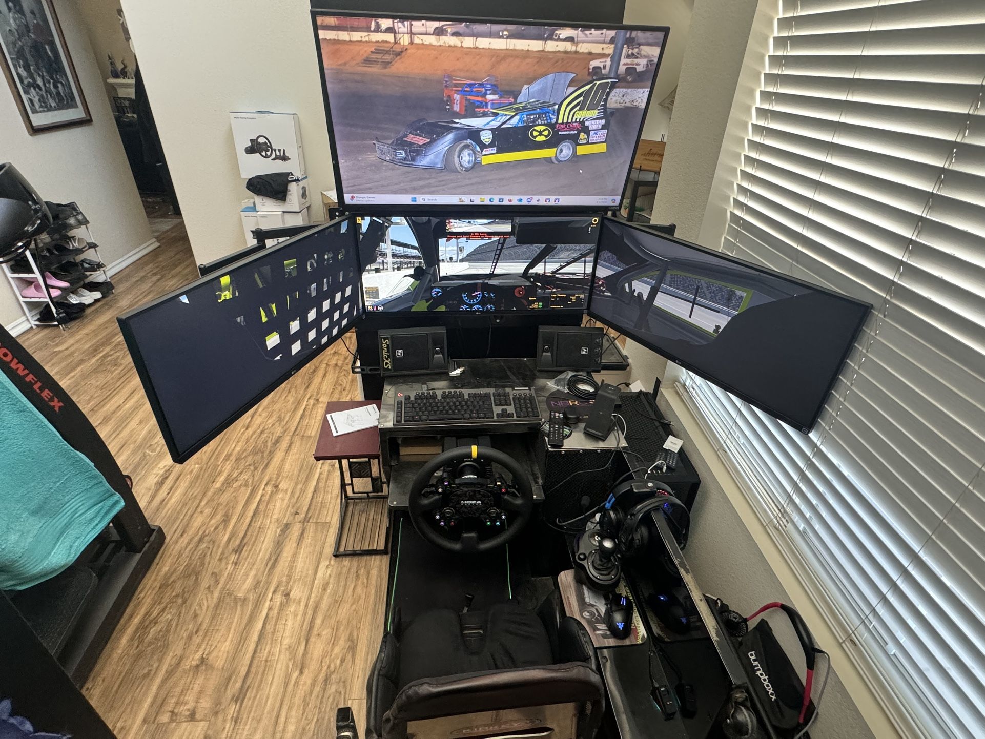 Triple LG 34” Ultrawide Monitors