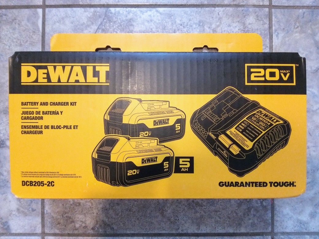 2 DeWalt 20V MAX 5Ah Batteries & Charger Combo 