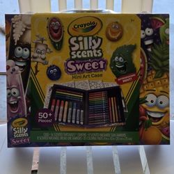 Crayola Silly Scents Sweet Mini Art Case 50 pcs.