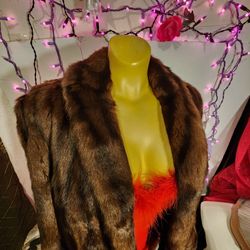 Mink  Stroller Healthy Pelts!! See Pics!Great Condition ,satin Lining,