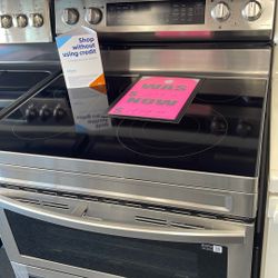 New Scratch And Dent Samsung Glass Top Double Oven Range. 1 Year Warranty 