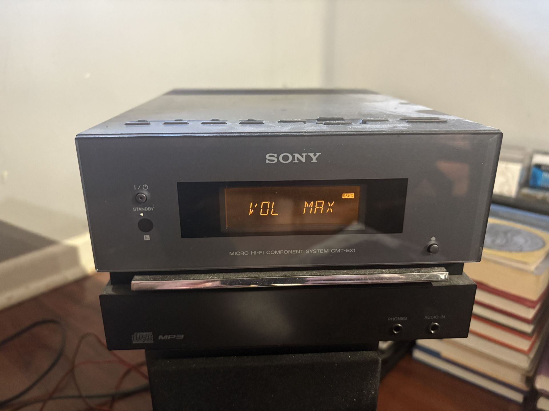 Sony Hi-Fi Stereo System And Cassette Player/Recorder