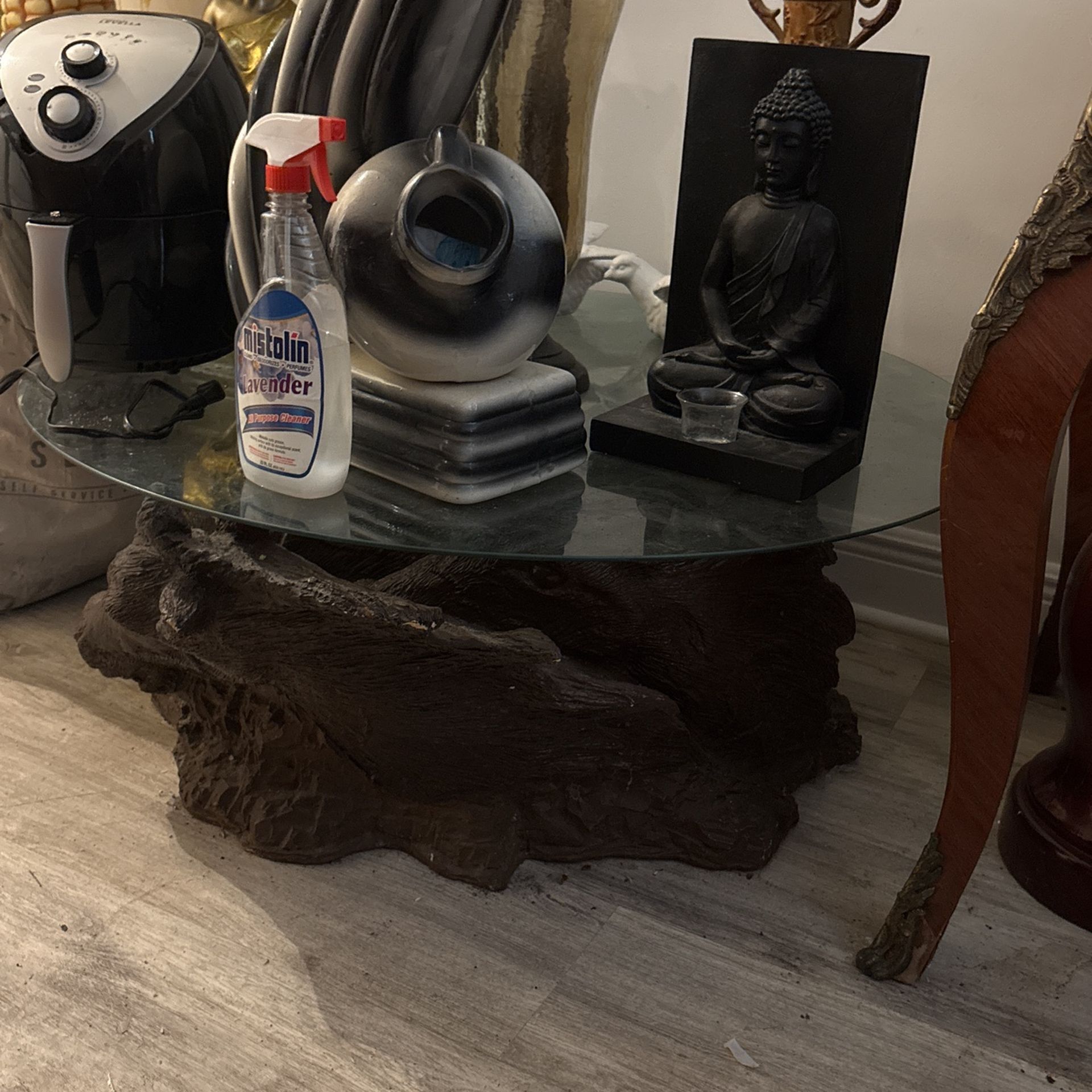 glass coffee table 