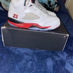 Jordan 5 Fire Red *2025 Size 10 *