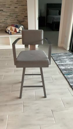 Four Swivel Bar Stools Counter Height