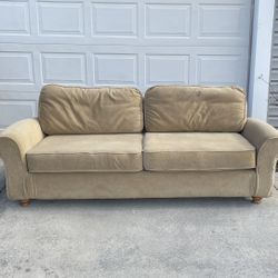 Very Comfortable Couch (Free Delivery)