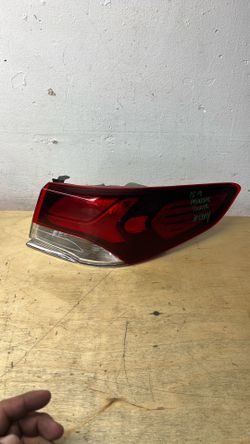 2018 2019 Hyundai sonata passenger side taillight