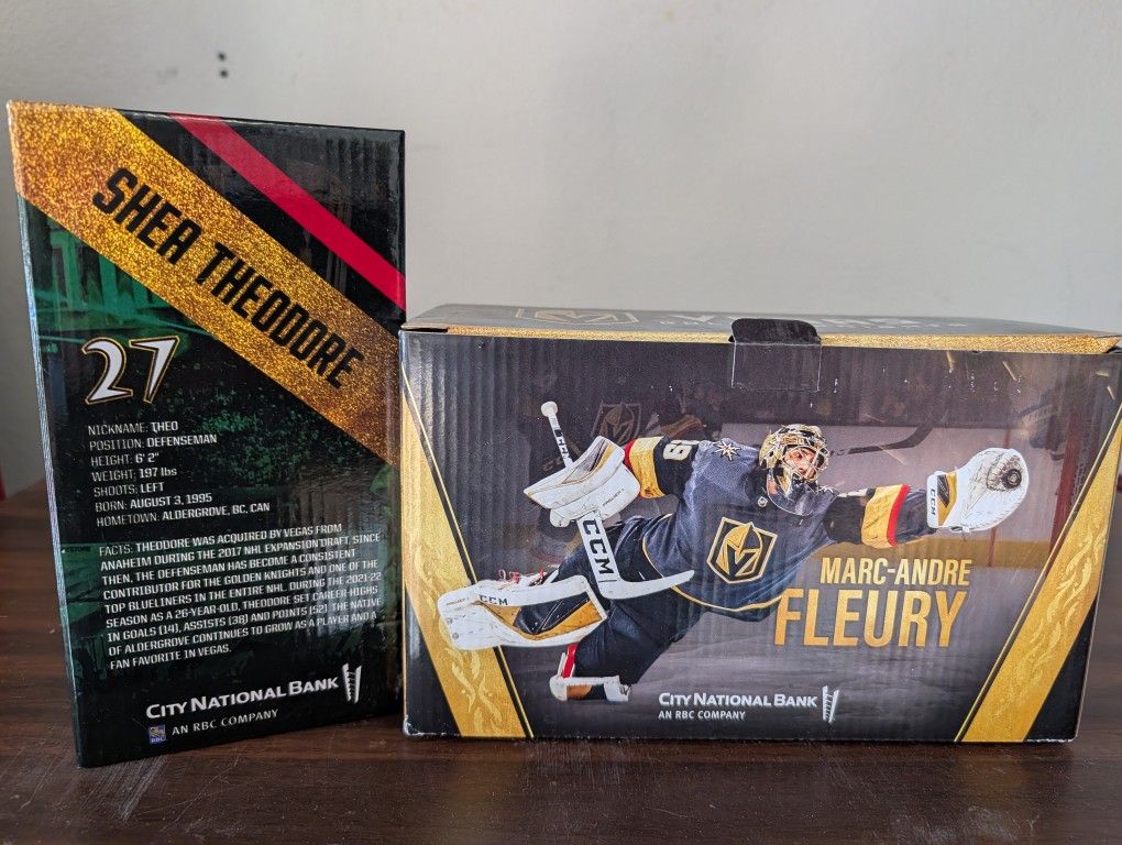 Golden Knights Bobble Head And Statue